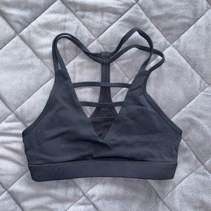 Black sports bra